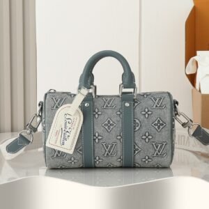 Louis Vuitton  Keepall Bandouli è re 25 handbag  M22762  Size: 25 x 15 x 11 centimeters (Length x Height x Width)