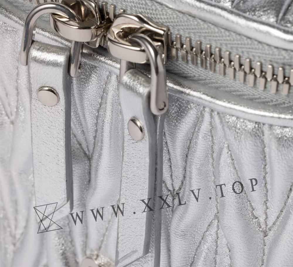 Matelassé nappa leather micro bag - Image 3