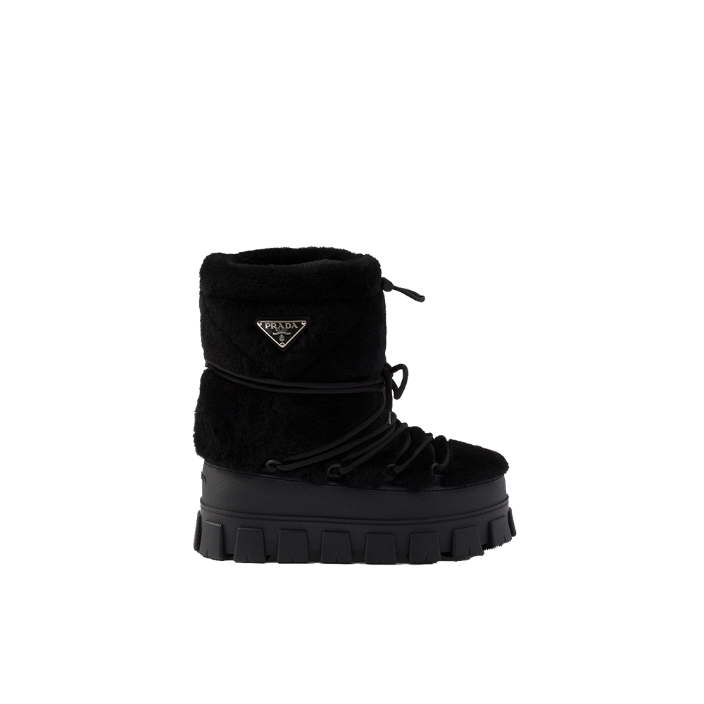 Shearling après ski booties